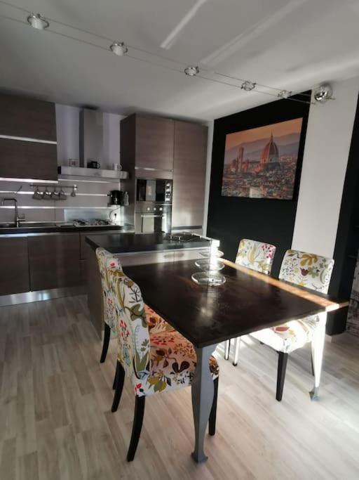 Il Nido Dell'Artista Apartment Pietrasanta Ngoại thất bức ảnh